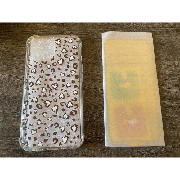iPhone 11 Case Cheetah Leopard heart Pattern  Built-in Bumper & screen protector - Picture 1 of 6